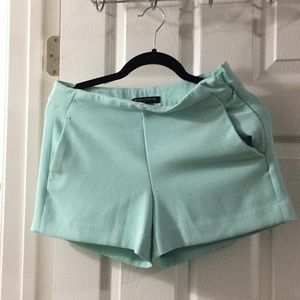 Banana Republic mint green shorts 2R